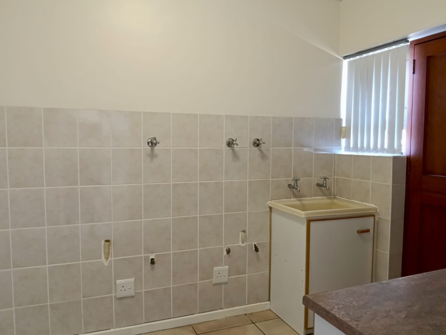 To Let 4 Bedroom Property for Rent in Vermont Western Cape